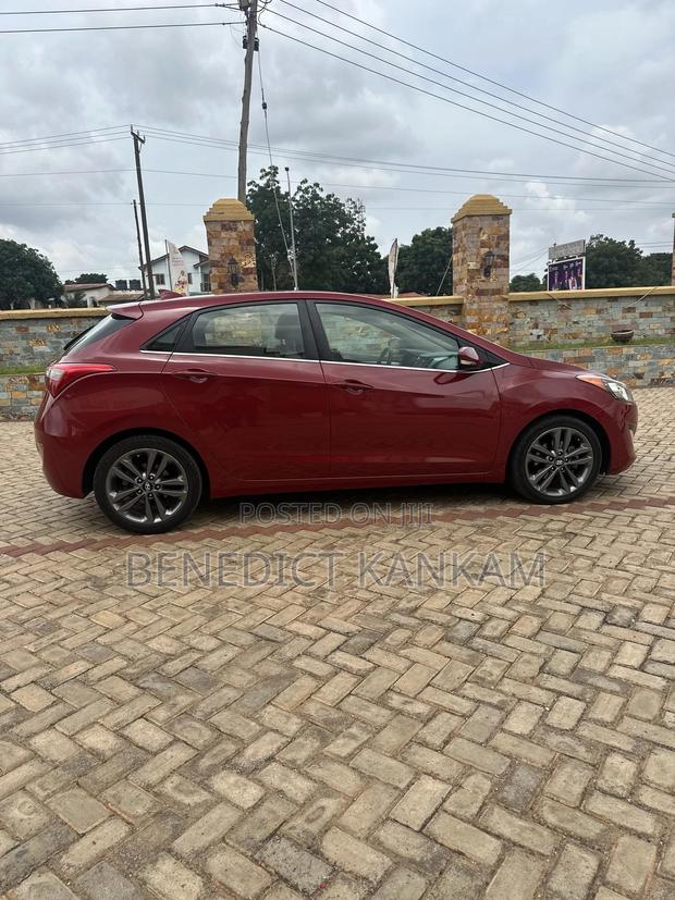 Hyundai Elantra Value Edition Sedan FWD (1.8L 4cyl 6A) 2016 Burgundy