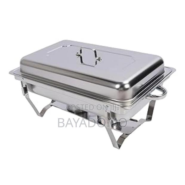 Stainless Steel Chafing Dishes: Rent
