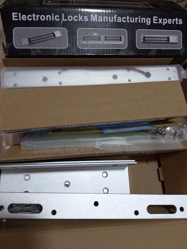 Electronic Locks With Bracket · Photo 3