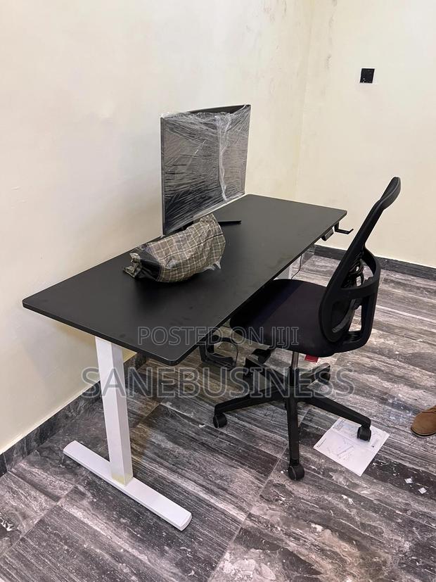 160x70 Electric Height Adjustable Desk – Memory, Cup Headset Holder photo 3