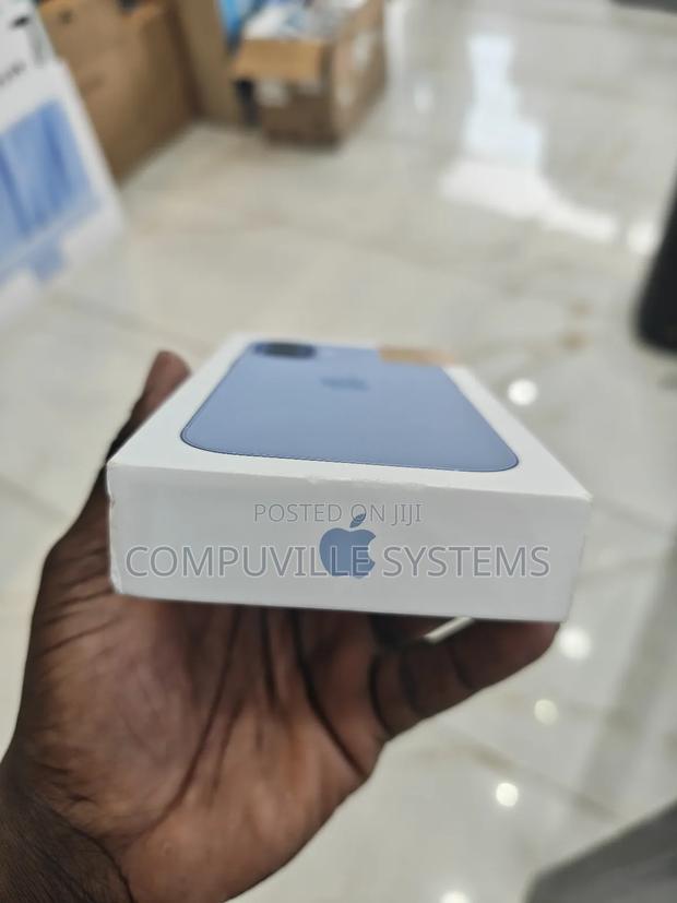 New Apple iPhone 17 512 GB Blue · Photo 2