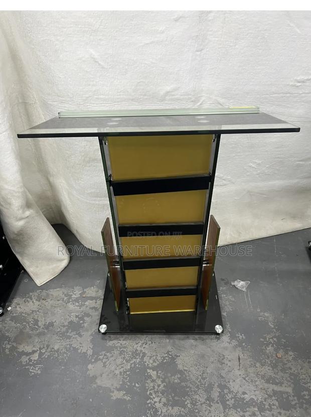 Gold and Black Podium Stand · Photo 4