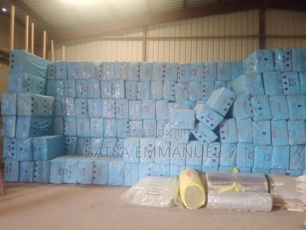 Rockwool/Fibre (For Insulation/Sound Proofing, Etc