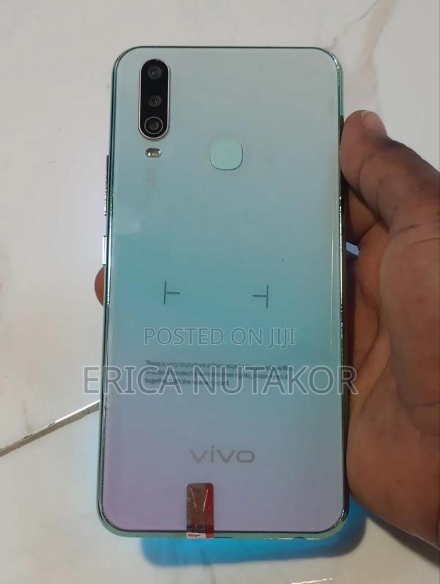 Vivo Y17 256 GB