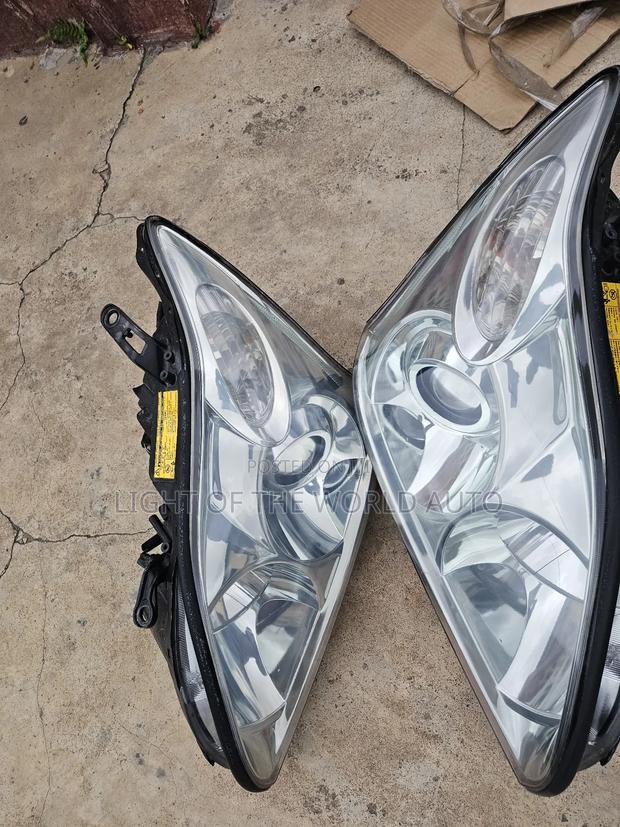 Lexus Rx 330 Headlight Charger Type