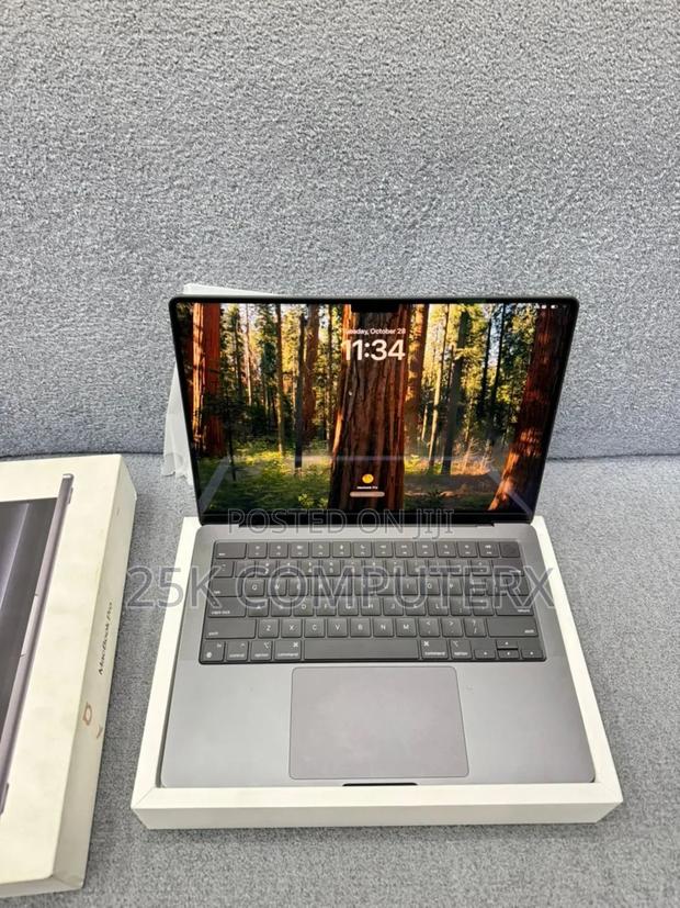 Laptop Apple MacBook Pro 2024 M4 Pro 14-inch 16GB Apple M4 SSD 512GB