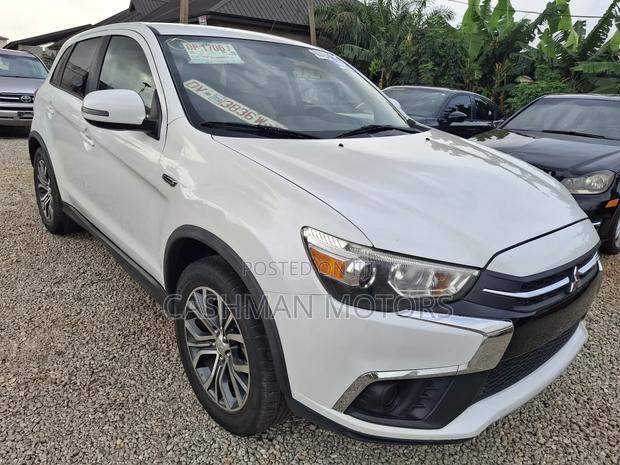 Mitsubishi Outlander 2.0 PHEV AWD 2019 White