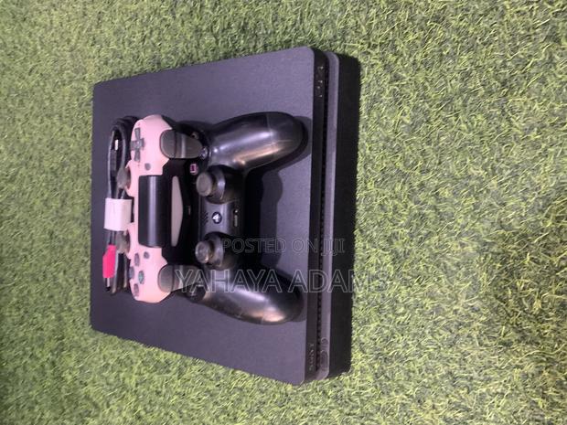 Ps4 Video Game Console for Sale · Photo 2