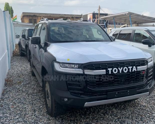 New Toyota Land Cruiser 2025 Black