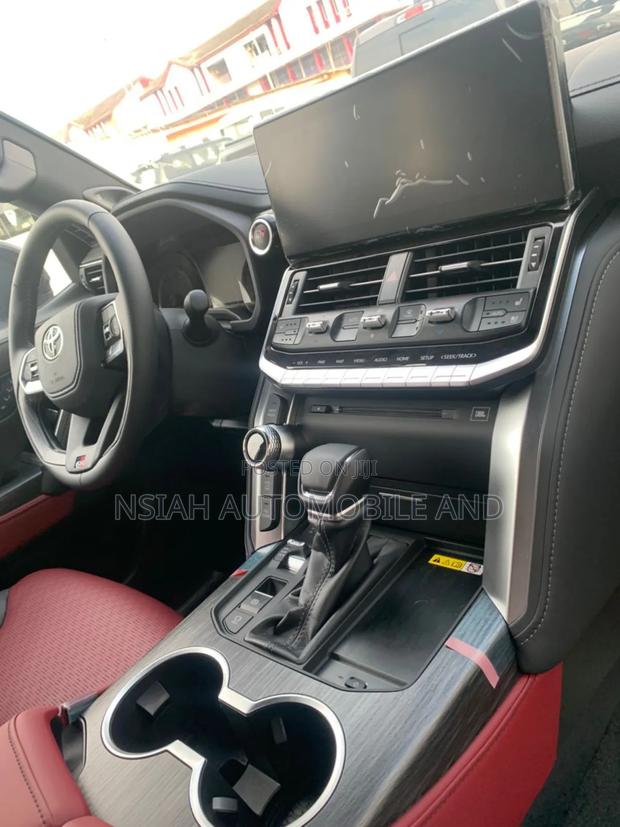 New Toyota Land Cruiser 2025 Black