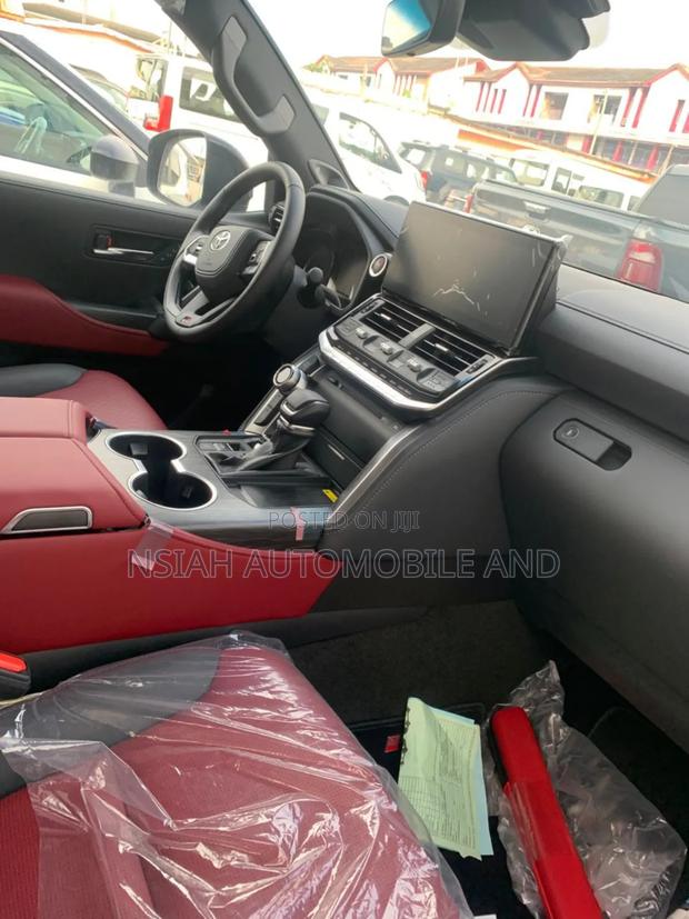 New Toyota Land Cruiser 2025 Black