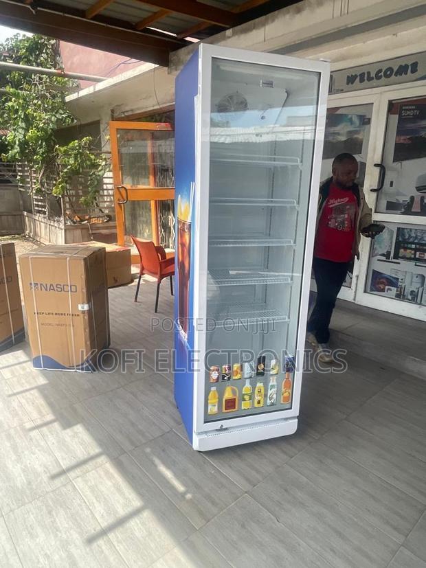 Nasco 360l Showcase Chiller the Classic Cool Display · Photo 2