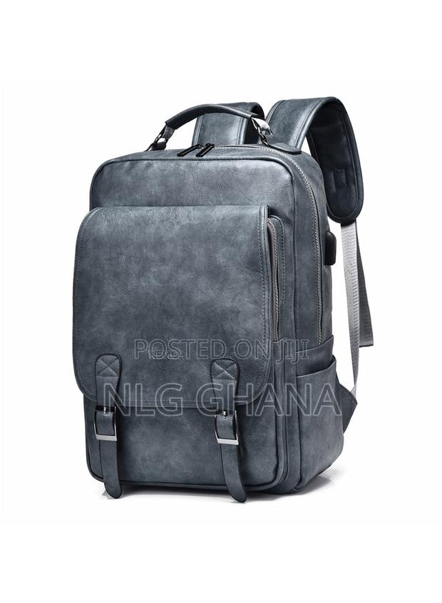 20-35l Dual Shoulders Scratch-Resistant Pu Leather Men's. Tvx24738 · Photo 1