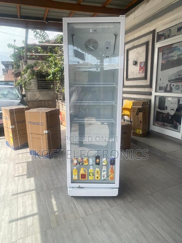Nasco 360l Beverage Showcase the Refined Cooler · Photo 2
