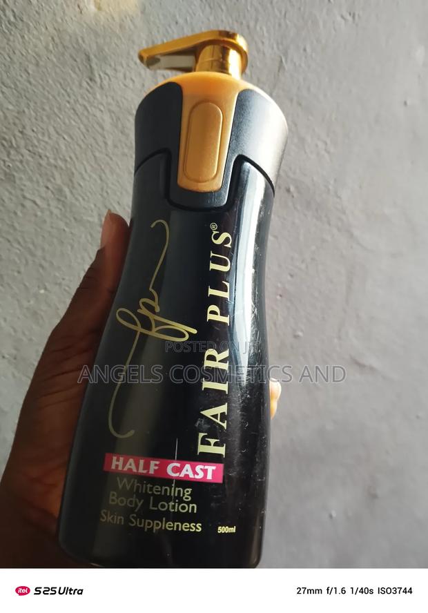 Fair Plus Whitening Body Lotion · Photo 2