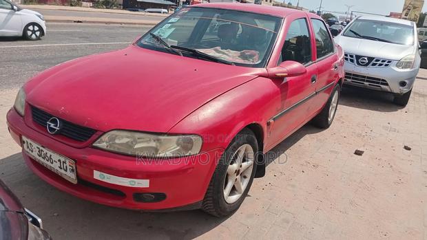 Opel Vectra Break 1.6 2000 Red