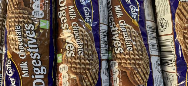 Tower Gate Milk Chocolate Digestive