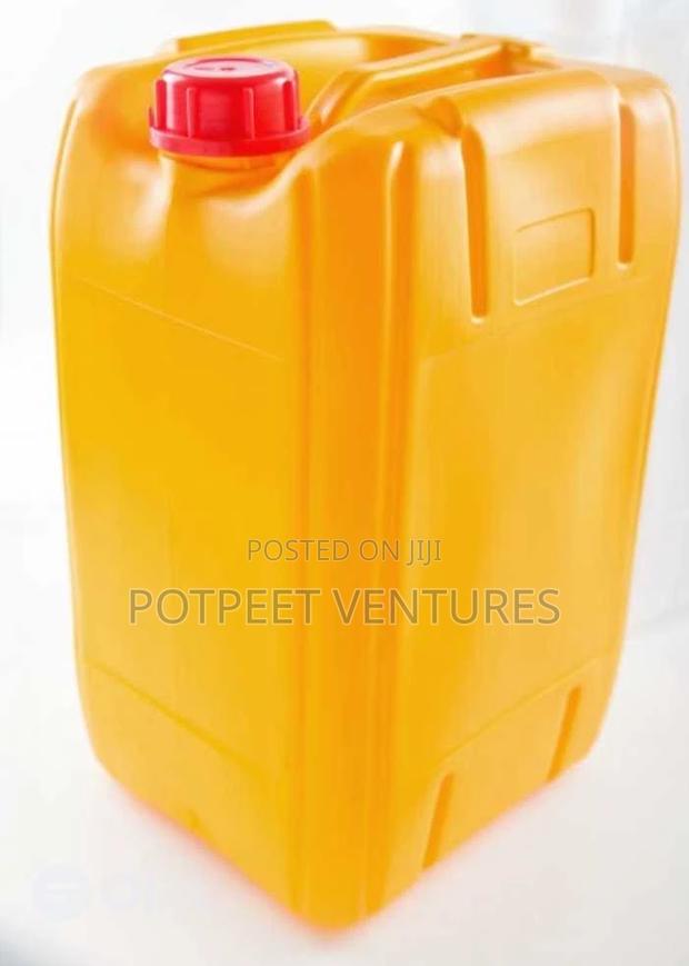 Quality Alcoholic Fresh Akpeteshie in Bottle Drinks,Gallon and Drum · Photo 3