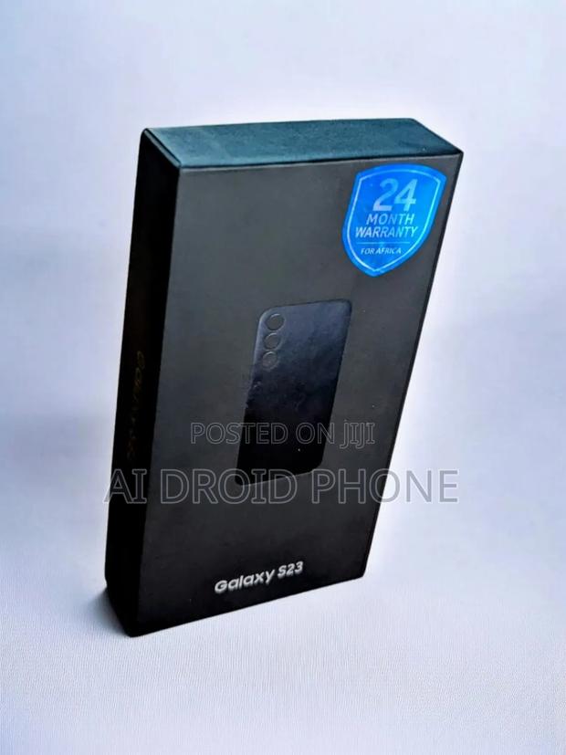 New Samsung Galaxy S23 128 GB Black · Photo 4