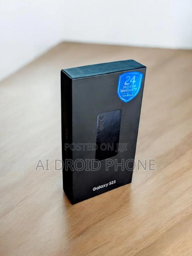 New Samsung Galaxy S23 128 GB Gold photo 2