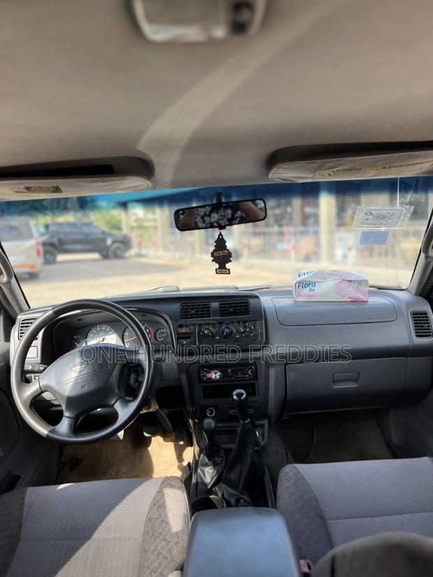 Nissan Xterra Automatic 2000 Blue