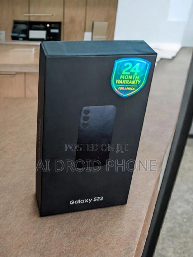 New Samsung Galaxy S23 128 GB Silver photo 2