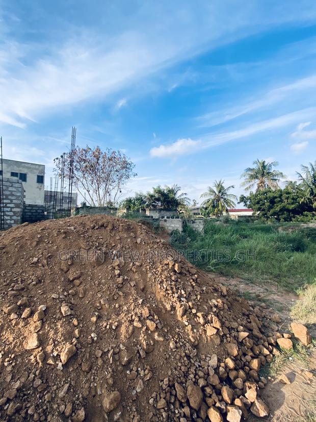 Roadside Half Plot of Land for Sale at Old Barrier Befor West Hills Mal photo 2