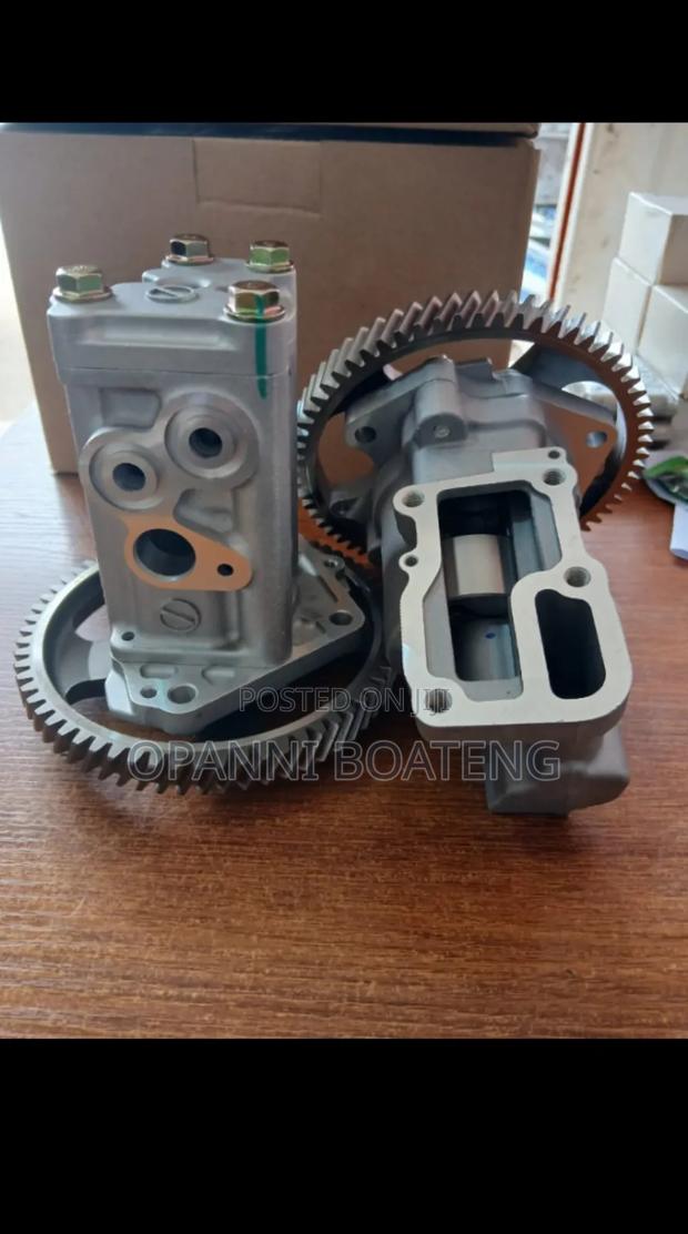 Toyota Landcruiser 1vd Oil Pump Original photo 2