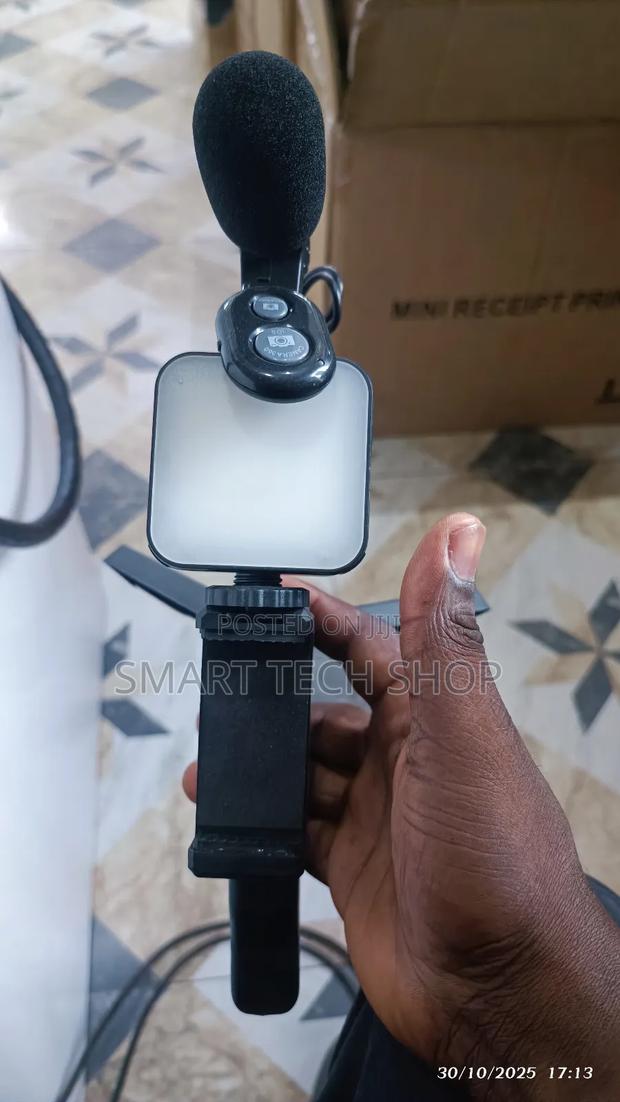Flexible Ring Light Tripod With Microphone. Selfie Stick And Remote photo 3