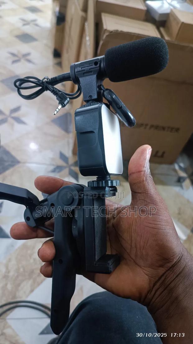 Flexible Ring Light Tripod With Microphone. Selfie Stick And Remote photo 4