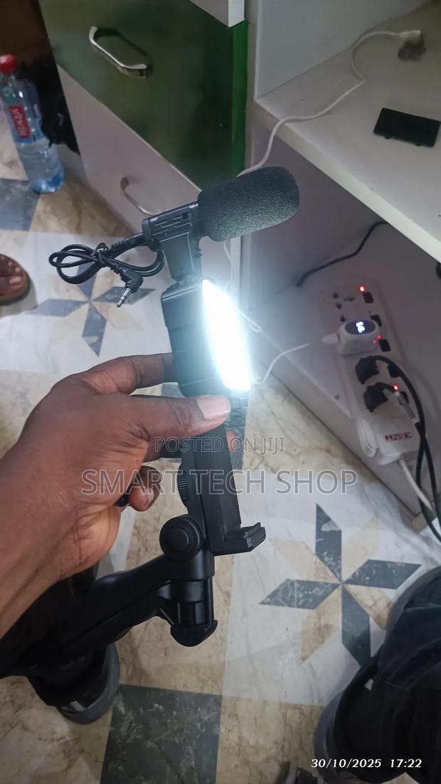 Flexible Ring Light Tripod With Microphone. Selfie Stick And Remote photo 6