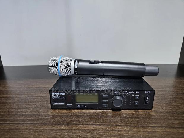Shure Ulxd4 Beta87a Single Channel Wireless Microphone · Photo 2