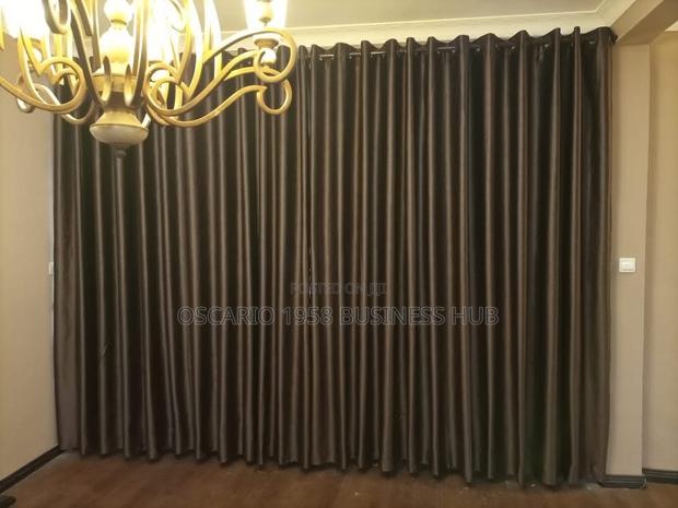 Neatly Designed and Installed Curtains · Photo 4