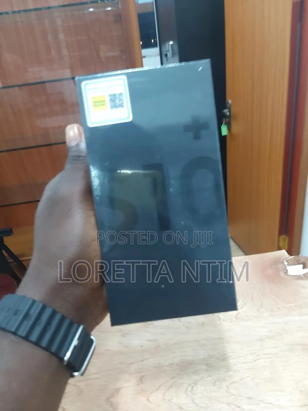 New Samsung Galaxy S10 Plus 128 GB Black · Photo 3