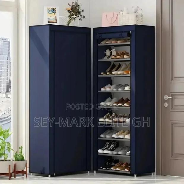9 Tier Shoe Rack Covered · Photo 4