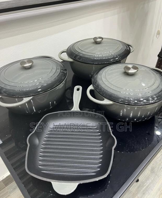 7pcs Quality Enamel Cast Iron Cookware · Photo 2