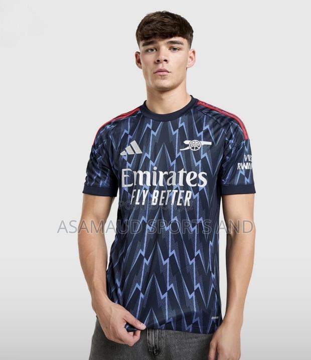 Original Arsenal Jersey And Muffler At Cool Price