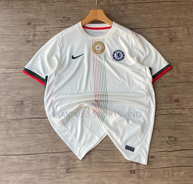 Original Chelsea Jersey With Muffler At Cool Price