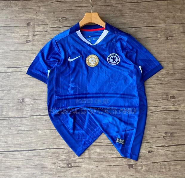 Original Chelsea Jersey With Muffler At Cool Price