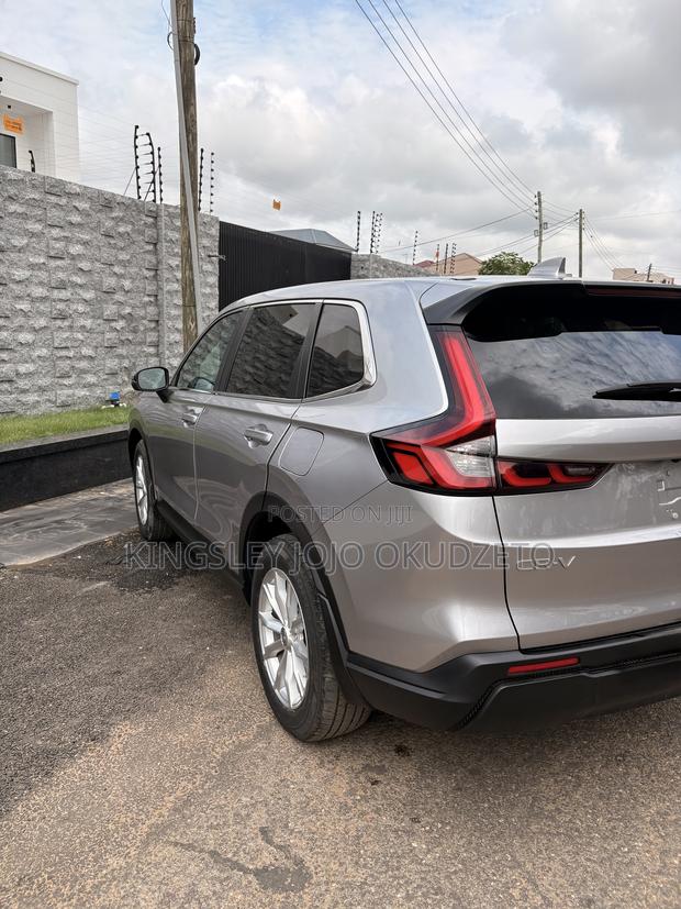 Honda CR-V 2023 Silver