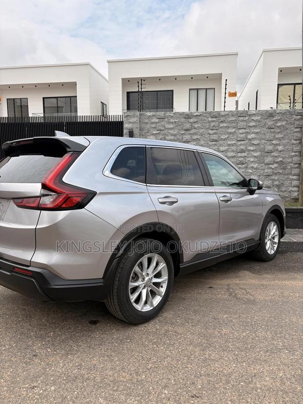 Honda CR-V 2023 Silver