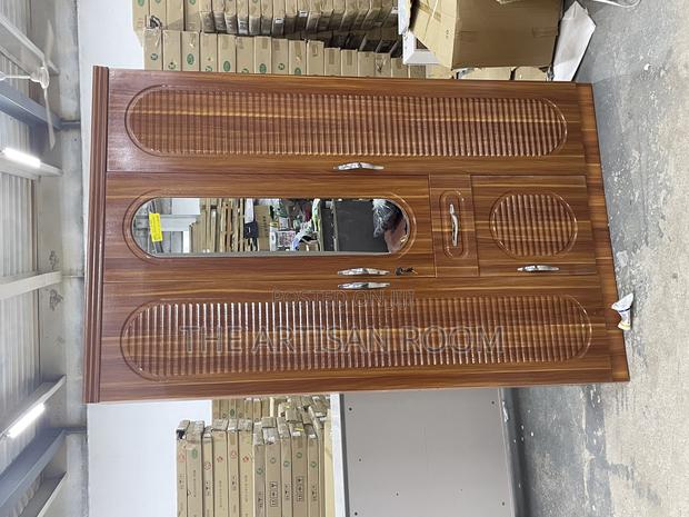 Neatly Brown Colored Wardrobe