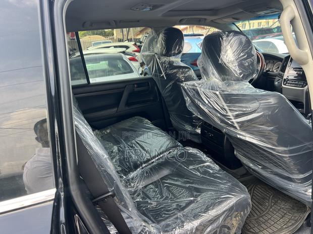 Toyota Land Cruiser 4.5 V8 TD 2018 Black