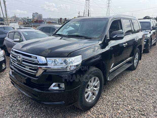 Toyota Land Cruiser 4.5 V8 TD 2018 Black