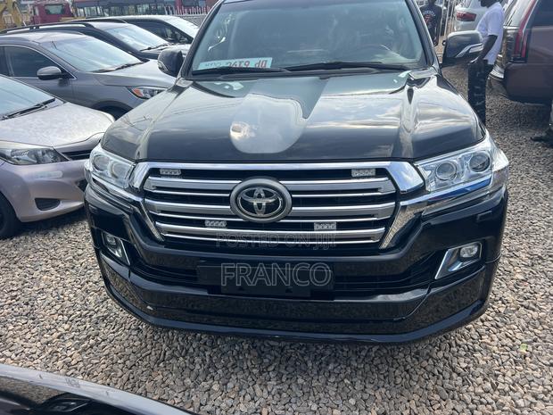 Toyota Land Cruiser 4.5 V8 TD 2018 Black