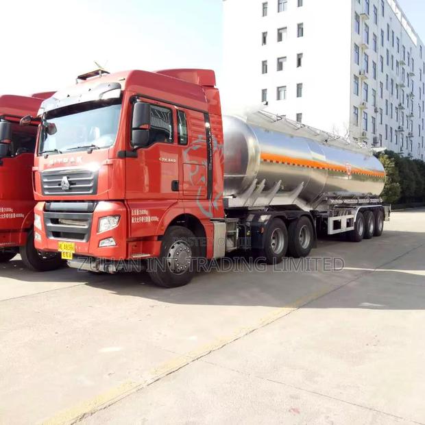 3 4 Axles Full Tanker Trailer Trucks · Photo 2