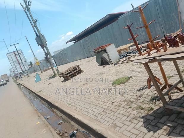 Main Roadside Land at Ajiriganor-East Legon Highway · Photo 4