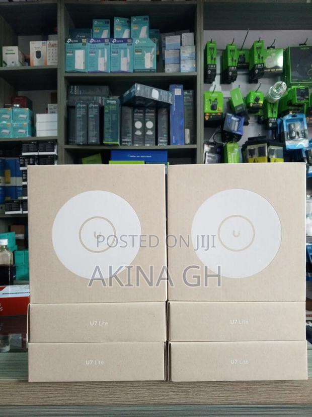 Unifi Indoor Ceiling Mount Wi-Fi 7 Access Point U7 Lite · Photo 3