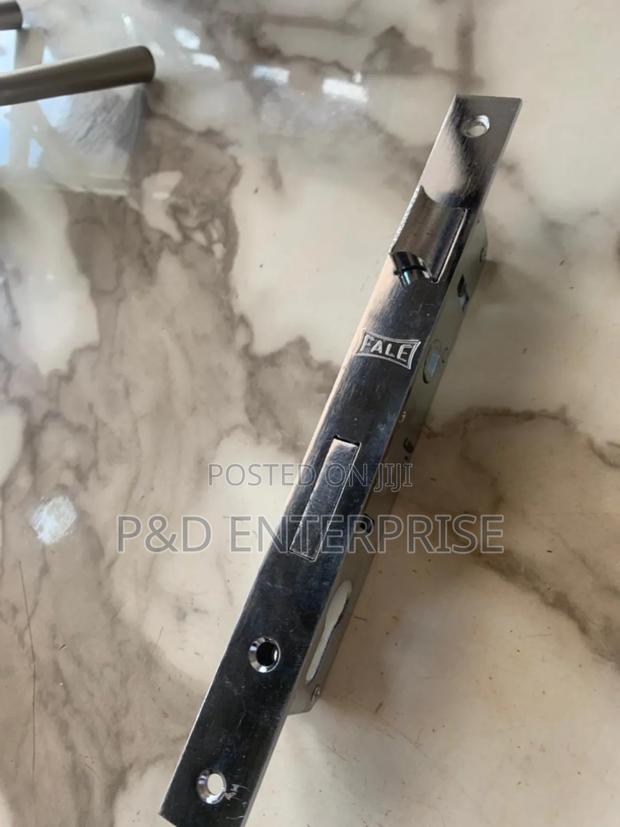 Glass Door Engine photo 5