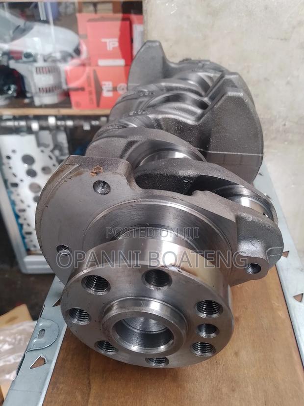 Hyundai Elantra 1.8 Crankshaft photo 3